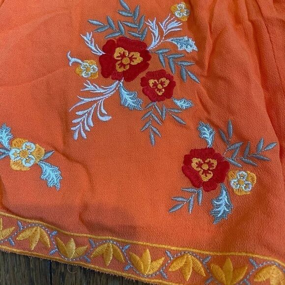 The Impeccable Pig orange floral embroidered short - Picture 2 of 7
